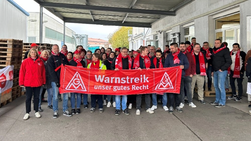 2024_11_11 Warnstreik Asteelflash