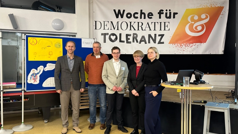 woche für demokratie und toleranz gruppenbild