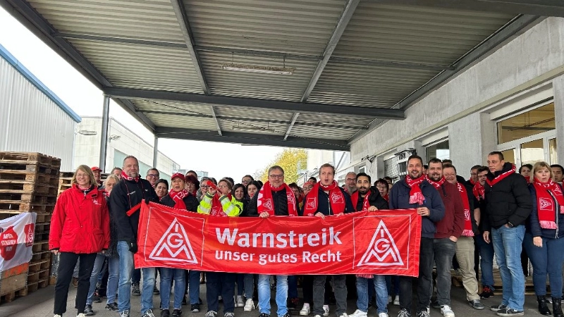 2024_11_11 Warnstreik Asteelflash